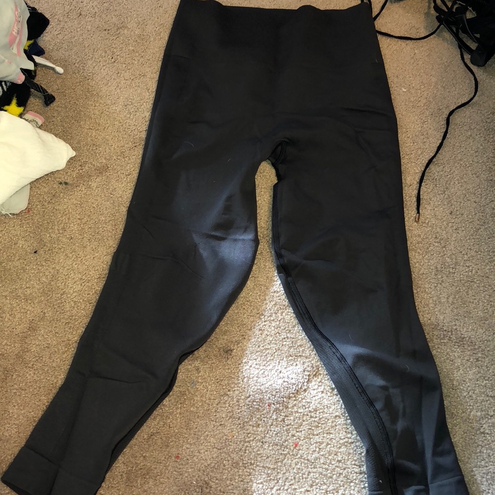 Women’s lululemon crop leggings